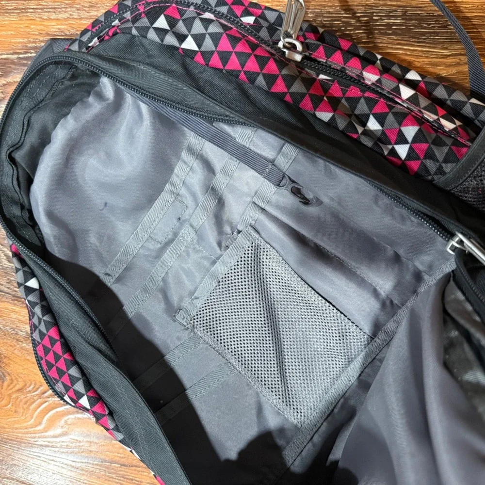 North Face Jester Backpack Womens Pink Black Geometric Triangle A93H Bookbag